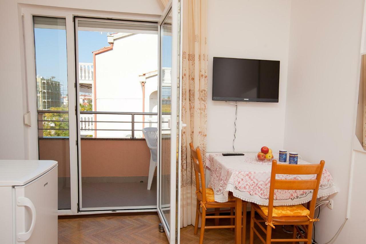 Apartmani Stipe Задар Екстериор снимка